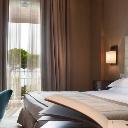 Park Hotel 4*